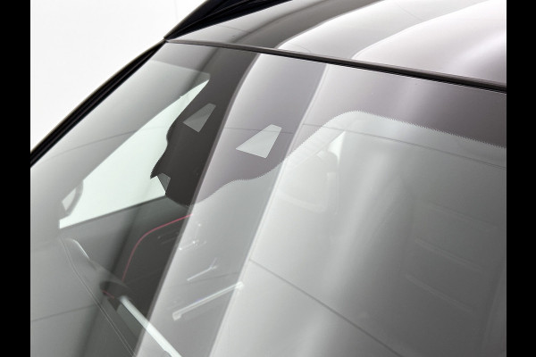 Mercedes-Benz EQB 250 AMG Line 7p. 67 kWh lichtmetalen velgen |Panoramadak | Night pakket | Leder | derde zitrij | Navigatie |  MBUX wide screen | Parking support met camera | Inclusief 24 maanden MB Certified garantie voor Europa.