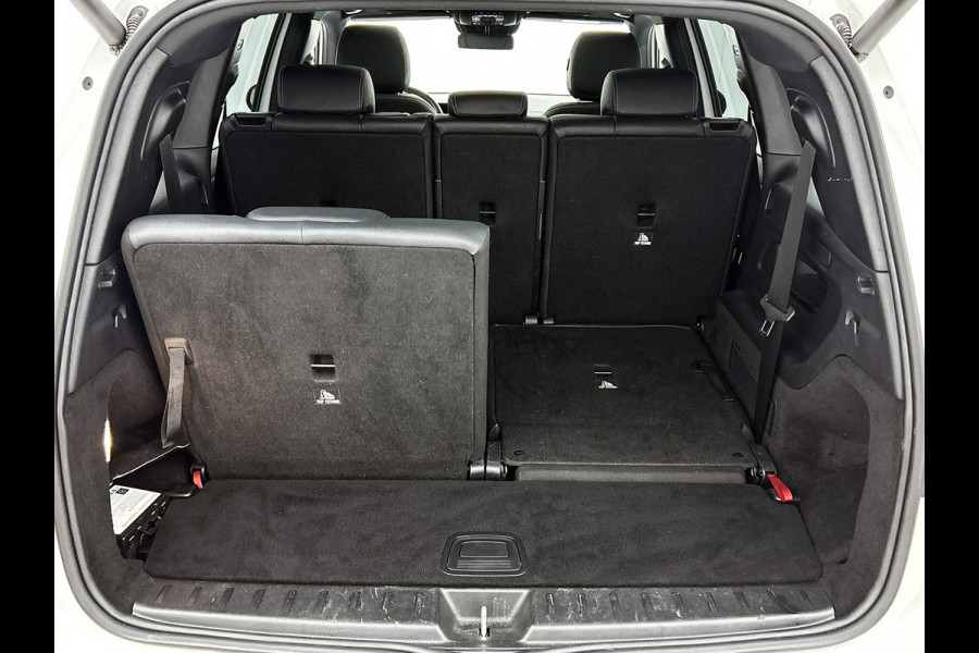 Mercedes-Benz EQB 250 AMG Line 7p. 67 kWh lichtmetalen velgen |Panoramadak | Night pakket | Leder | derde zitrij | Navigatie |  MBUX wide screen | Parking support met camera | Inclusief 24 maanden MB Certified garantie voor Europa.