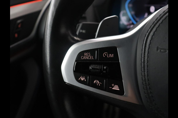 BMW X3 xDrive30e M Sport High Executive | Panoramadak | Leder | Adaptive cruise | Head-up | Stoelverwarming | Trekhaak | Sfeerverlichting | Camera | Park assist | Elektrische achterklep
