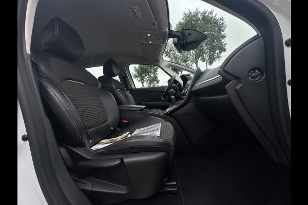 Renault Scénic 1.3 TCe Bose Trekhaak / Navigatie / 20 Inch LMV / Led / Pdc V+A