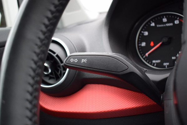 Audi Q2 30 TFSI Design Pro Line Plus | Stoelverwarming | Cruise | Navi | Climate