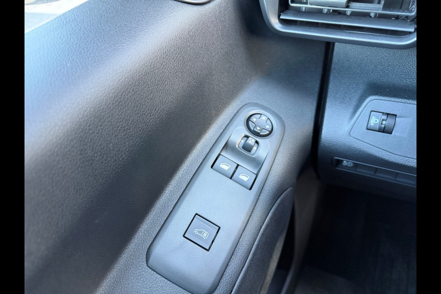 Toyota PROACE CITY Electric Comfort L2 50 kWh - Airco - Carplay - Cruise - Camera - Rijklaar