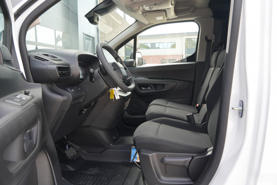 Toyota PROACE CITY Electric Comfort L1 50 kWh - Airco - Carplay - Cruise - 230v - Rijklaar