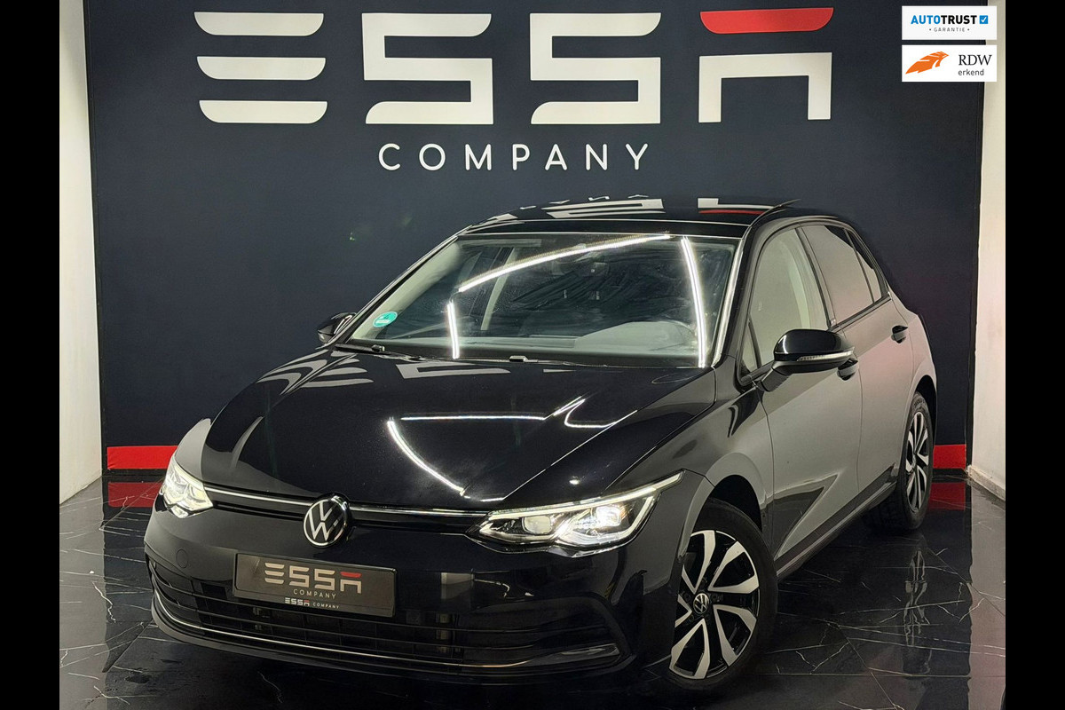 Volkswagen Golf 1.0 eTSI Pano DSG IQ ACC Stoelverw
