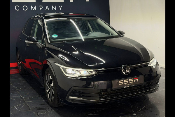 Volkswagen Golf 1.0 eTSI Pano DSG IQ ACC Stoelverw