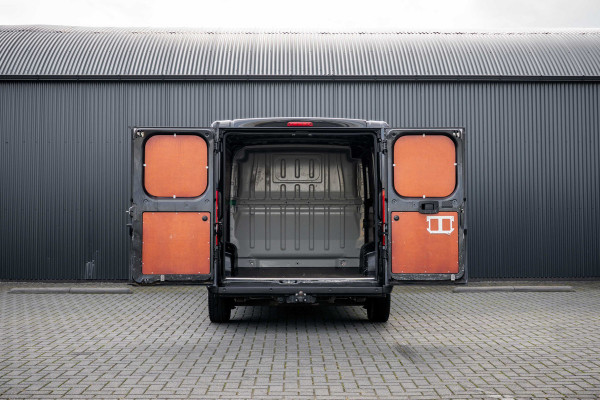 Peugeot Boxer 2.2 BlueHDi 120 L1H1 | 120 PK | 3-Zits | Cruise | Airco | Trekhaak