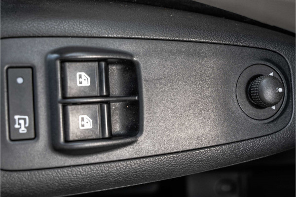 Peugeot Boxer 2.2 BlueHDi 120 L1H1 | 120 PK | 3-Zits | Cruise | Airco | Trekhaak