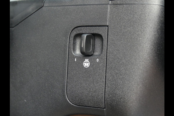 Mercedes-Benz V-Klasse 220d Lang AMG Dubbel Cabine LED/Leer/Trekhaak/PDC/Camera