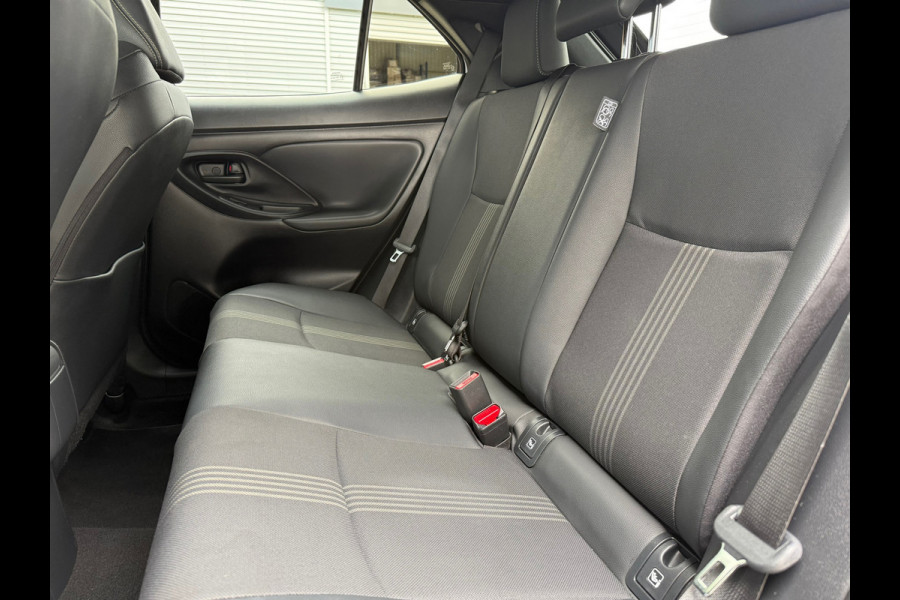 Toyota Yaris Cross 1.5 Hybrid Adventure AWD - Automaat - Navi - ToTone - Camera