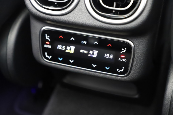 Mercedes-Benz GLC 300e AMG 4-Matic | 313PK | Head-up | Keyless-go | Pano | Sfeerverl. | Distronic+ | Digital-light | Memory | Trekhaak | 2023.