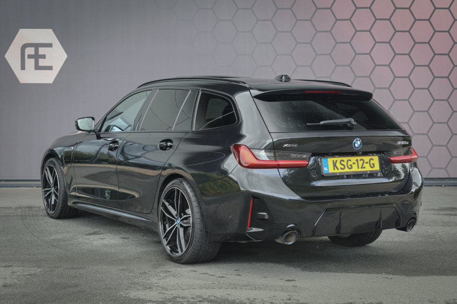 BMW 3 Serie Touring 330e xDrive ADAPTIVE CRUISE | STOELVERWARMING | CAMERA | M STOELEN | PANO | HEAD UP | MEMORY | APPLE CARPLAY