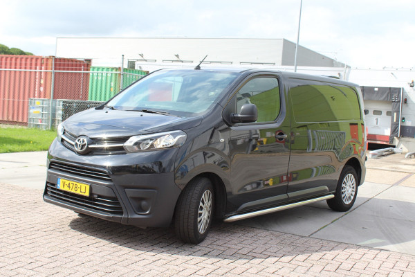 Toyota ProAce Worker 2.0 D-4D Cool Comfort airco trekhaak parkeers, cruise emissie 6