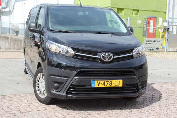 Toyota ProAce Worker 2.0 D-4D Cool Comfort airco trekhaak parkeers, cruise emissie 6