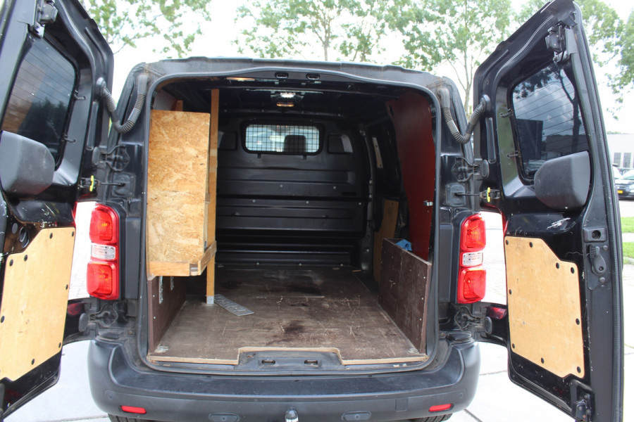 Toyota ProAce Worker 2.0 D-4D Cool Comfort airco trekhaak parkeers, cruise emissie 6