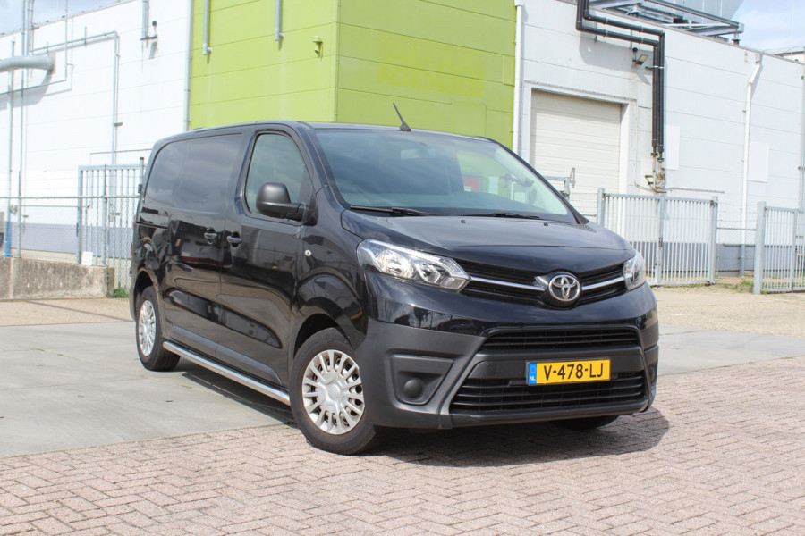 Toyota ProAce Worker 2.0 D-4D Cool Comfort airco trekhaak parkeers, cruise emissie 6