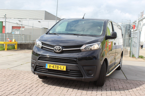 Toyota ProAce Worker 2.0 D-4D Cool Comfort airco trekhaak parkeers, cruise emissie 6