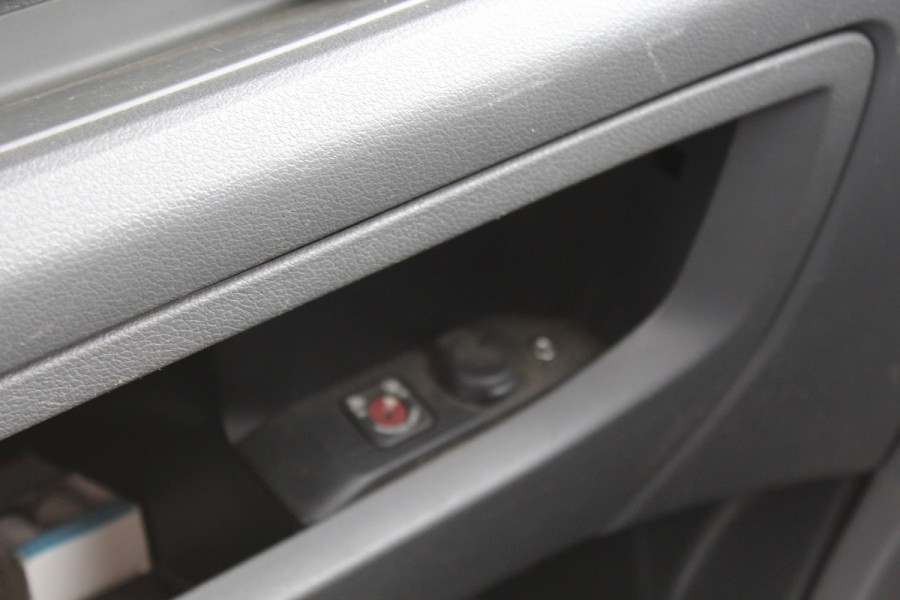 Toyota ProAce Worker 2.0 D-4D Cool Comfort airco trekhaak parkeers, cruise emissie 6