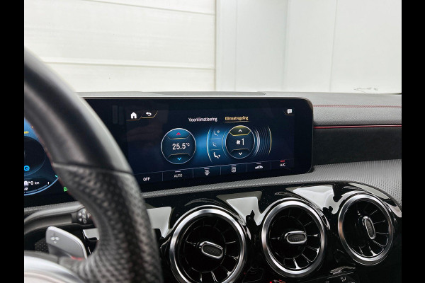 Mercedes-Benz CLA-Klasse Shooting Brake 250 e AMG Line WIDE-SCREEN | CAMERA | STOELVERWARMING