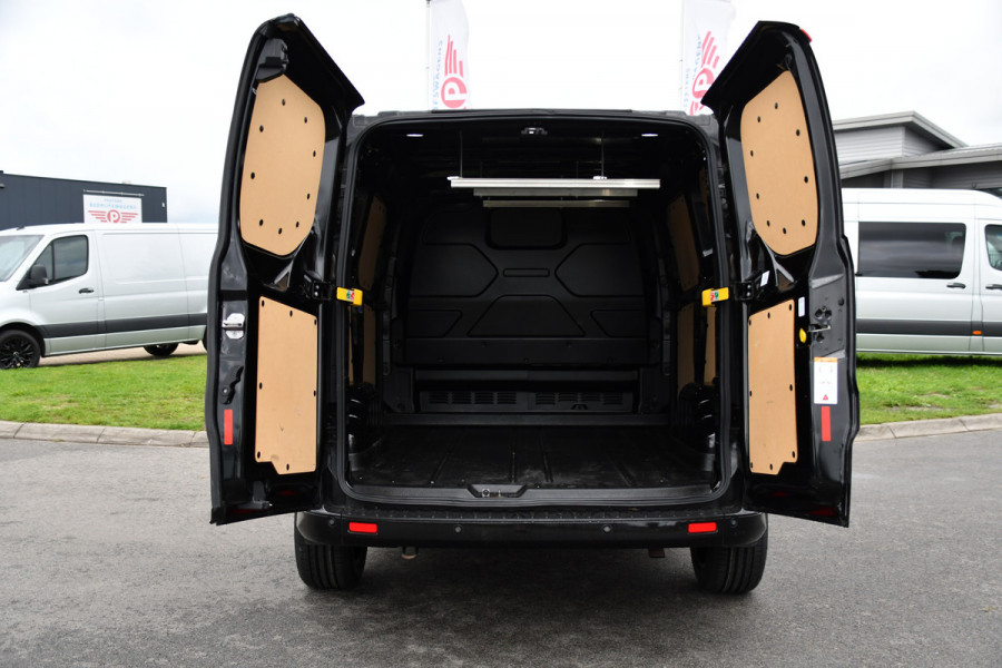 Ford Transit Custom 320 2.0 TDCI L1H1 Sport Adaptieve Cruise, Camera, Carplay, Leder, 2 x Schuifdeur, LED, Automaat, Stoelverwarming, Uniek!