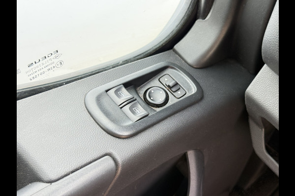 Renault Master Plancher T35 2.0 DCi 145PK Lowliner Bakwagen Airco Cruise Control Camera Meubelbak Foodtruck