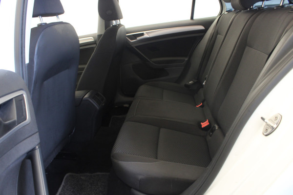 Volkswagen Golf 1.0 TSI Trendline