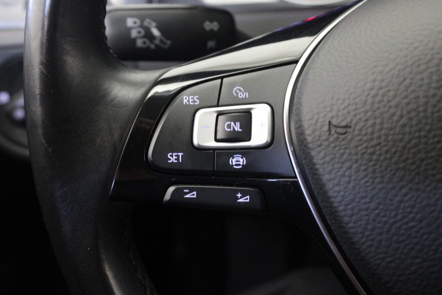 Volkswagen Golf 1.0 TSI Trendline
