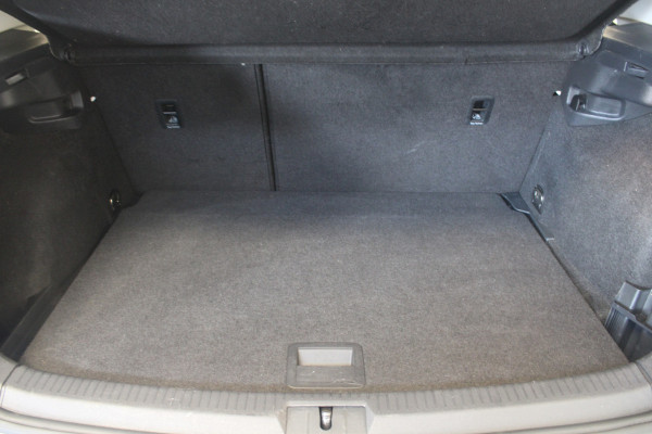 Volkswagen Golf 1.0 TSI Trendline