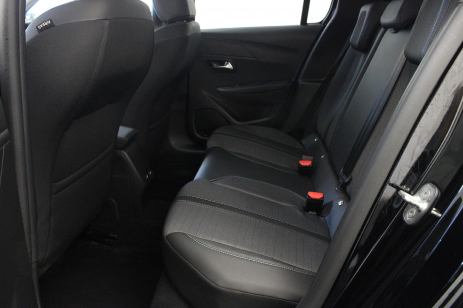 Peugeot 208 1.2 PureTech 100 Allure |Camera|Navi|Stoelverw.|