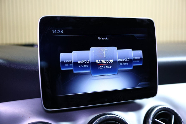 Mercedes-Benz CLA-Klasse 180 AMG Shooting Brake AUTOM AVM CAMERA PDC BT '19