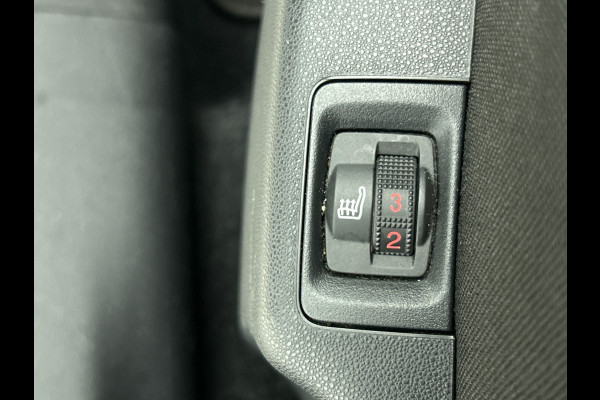 Citroën C3 1.5 HDi 102PK Shine / 5Drs. / Distributie riem is vervangen bij 76702KM / Stoelverwarming / 1/2 Leder / Airco-ecc. / Navigatie / Pack City Safety / Apk nieuw