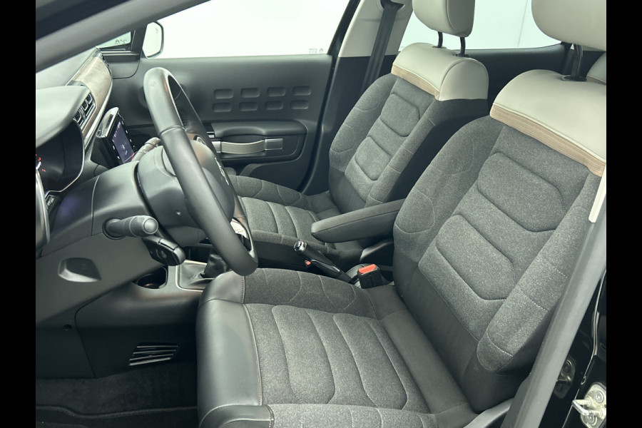 Citroën C3 1.5 HDi 102PK Shine / 5Drs. / Distributie riem is vervangen bij 76702KM / Stoelverwarming / 1/2 Leder / Airco-ecc. / Navigatie / Pack City Safety / Apk nieuw