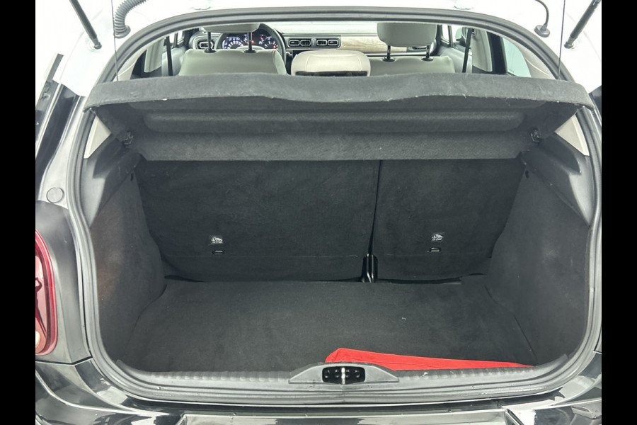 Citroën C3 1.5 HDi 102PK Shine / 5Drs. / Distributie riem is vervangen bij 76702KM / Stoelverwarming / 1/2 Leder / Airco-ecc. / Navigatie / Pack City Safety / Apk nieuw