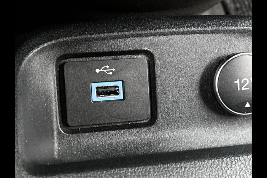 Ford Transit Connect TDCI Euro6 100PK L2 Trend / Trekhaak / Airco / Schuifdeur / Radio multimedia / Apk 11-2026