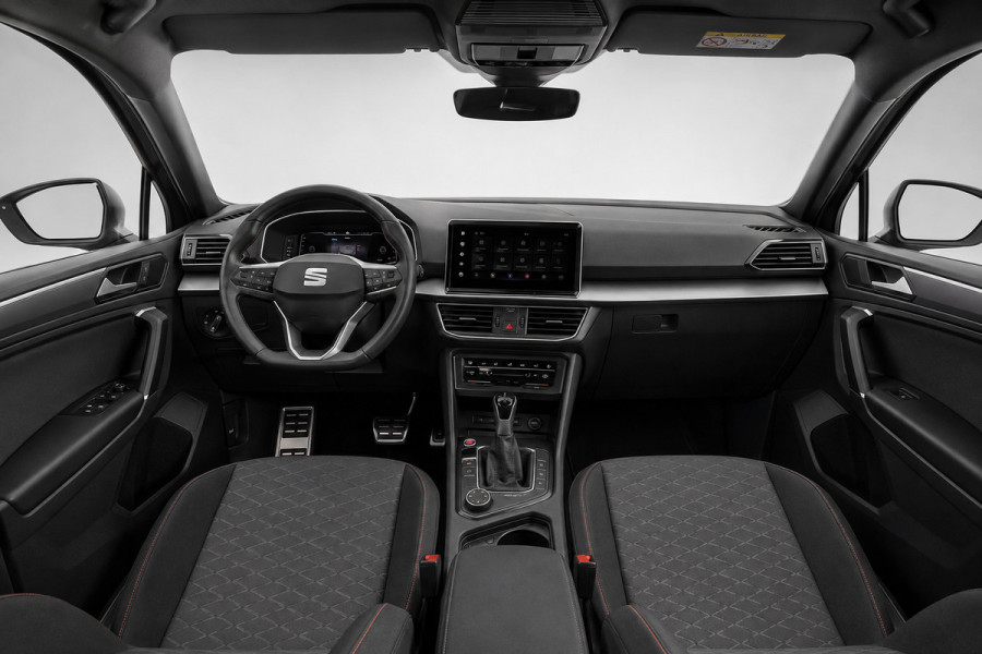 Seat Tarraco 1.5 TSI FR Business Intense | BTW | NL-AUTO | 1E EIG | DEALER ONDERH | PANO | 360 CAM | STOELVERW | CLIMATE | CARPLAY