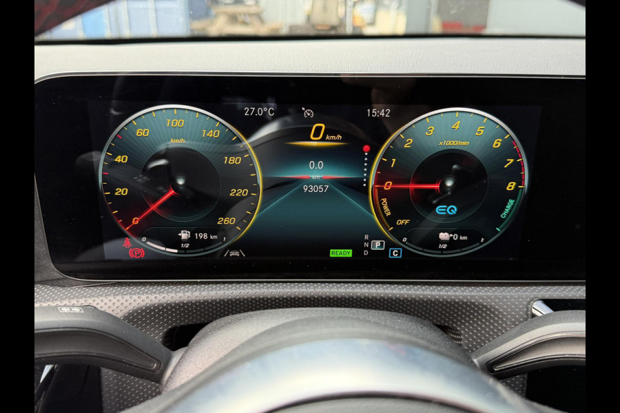 Mercedes-Benz A-Klasse 250 e AMG Line 18"/360 camera/PDC v+a/Stoelverwarming/Apple Carplay & Android Auto/DAB/Navigatie/Climate