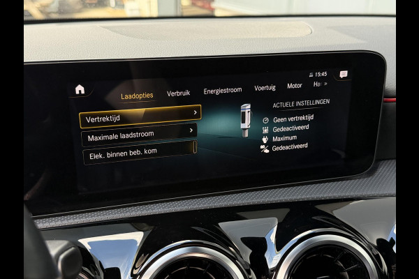 Mercedes-Benz A-Klasse 250 e AMG Line 18"/360 camera/PDC v+a/Stoelverwarming/Apple Carplay & Android Auto/DAB/Navigatie/Climate