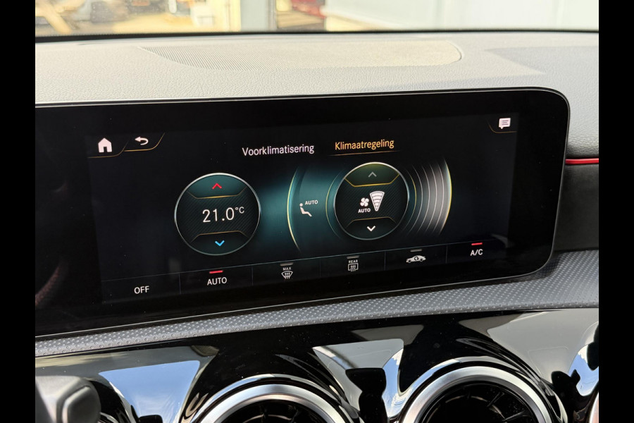 Mercedes-Benz A-Klasse 250 e AMG Line 18"/360 camera/PDC v+a/Stoelverwarming/Apple Carplay & Android Auto/DAB/Navigatie/Climate