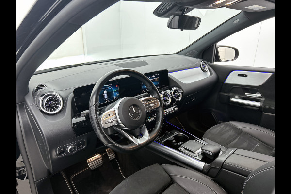 Mercedes-Benz B-Klasse 250 e Hybride Premium Design AMG line / 1/2 Leder / Stoelverwarming / Pdc+Camera / Navigatie / Apk 01-2028