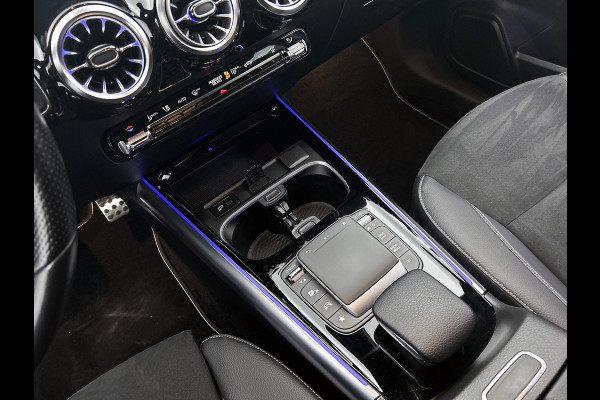 Mercedes-Benz B-Klasse 250 e Hybride Premium Design AMG line / 1/2 Leder / Stoelverwarming / Pdc+Camera / Navigatie / Apk 01-2028