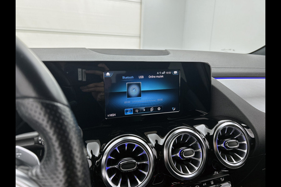 Mercedes-Benz B-Klasse 250 e Hybride Premium Design AMG line / 1/2 Leder / Stoelverwarming / Pdc+Camera / Navigatie / Apk 01-2028