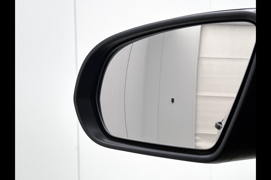 Mercedes-Benz B-Klasse 250 e Hybride Premium Design AMG line / 1/2 Leder / Stoelverwarming / Pdc+Camera / Navigatie / Apk 01-2028