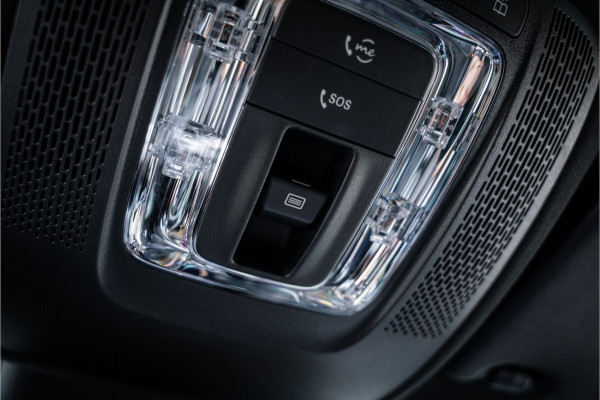 Mercedes-Benz GLA 250 e Star Edition AMG Line ** Panodak ** Keyless ** Camera ** Carplay EV rijbereik tot 70km