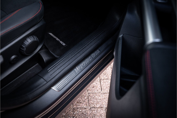 Mercedes-Benz GLA 250 e Star Edition AMG Line ** Panodak ** Keyless ** Camera ** Carplay EV rijbereik tot 70km