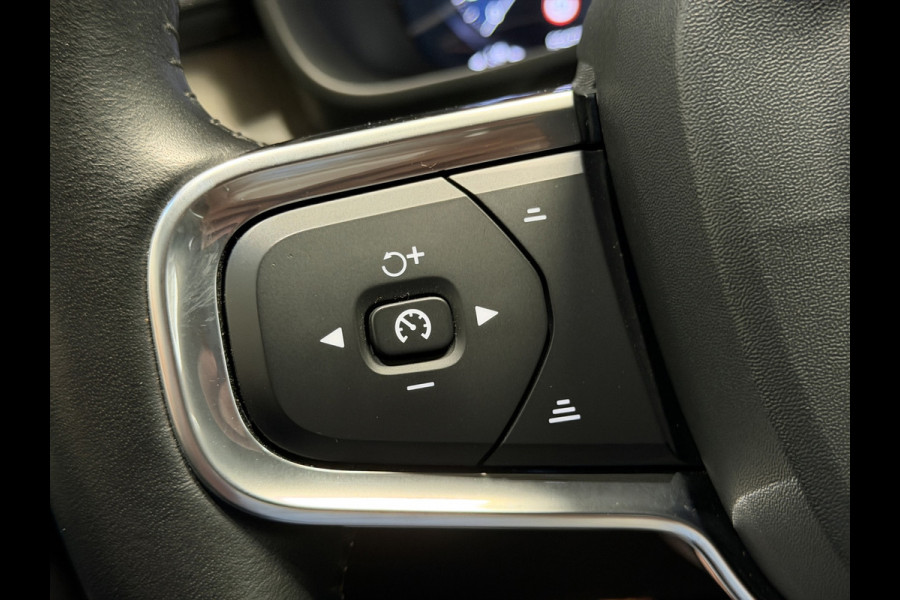 Volvo XC40 2.0 T4 AWD Inscription |Leder|Afn.Trekhaak|Camera|ACC|Lane Assistist|Dodehoek Assistent
