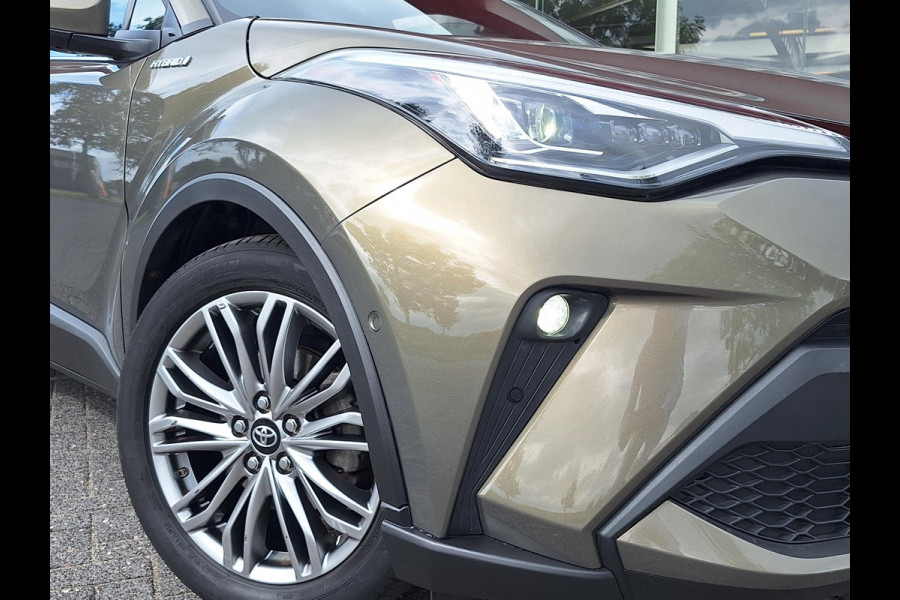 Toyota C-HR 2.0 Hybrid Executive | Leder Stof | Adaptive CC | LED | Camera | Climate | Facelift |