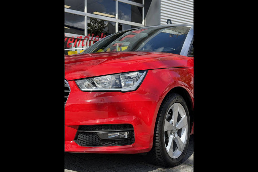 Audi A1 Sportback 1.0 TFSI Sport S-Line - Navigatie I Airco I PDC I Sport velgen I Sport stoel / 1/2 Leer I Dealer onderhouden