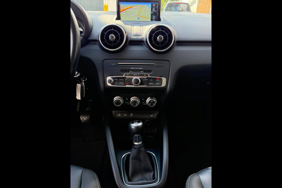 Audi A1 Sportback 1.0 TFSI Sport S-Line - Navigatie I Airco I PDC I Sport velgen I Sport stoel / 1/2 Leer I Dealer onderhouden