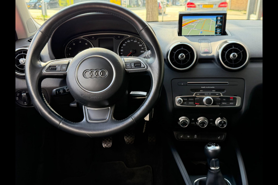 Audi A1 Sportback 1.0 TFSI Sport S-Line - Navigatie I Airco I PDC I Sport velgen I Sport stoel / 1/2 Leer I Dealer onderhouden