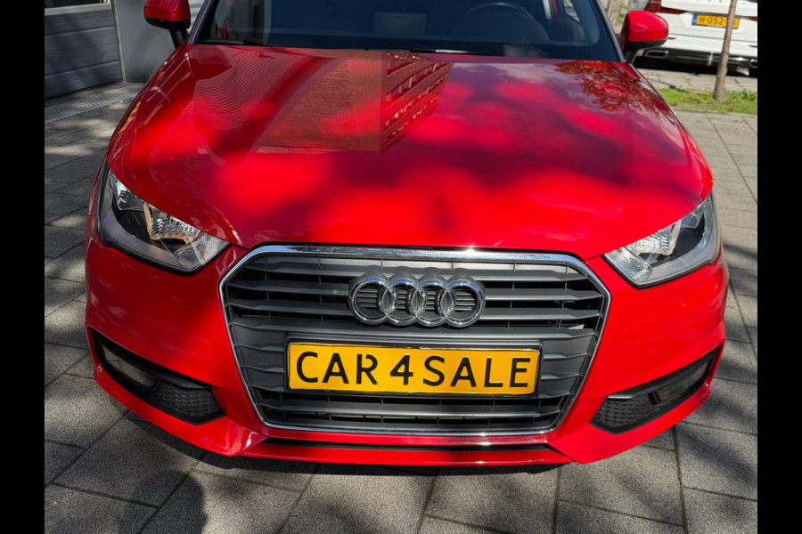 Audi A1 Sportback 1.0 TFSI Sport S-Line - Navigatie I Airco I PDC I Sport velgen I Sport stoel / 1/2 Leer I Dealer onderhouden