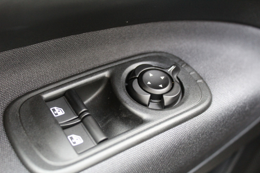 Fiat 500E 3+1 Icon 42 kWh | Navigatie | Camera | Carplay